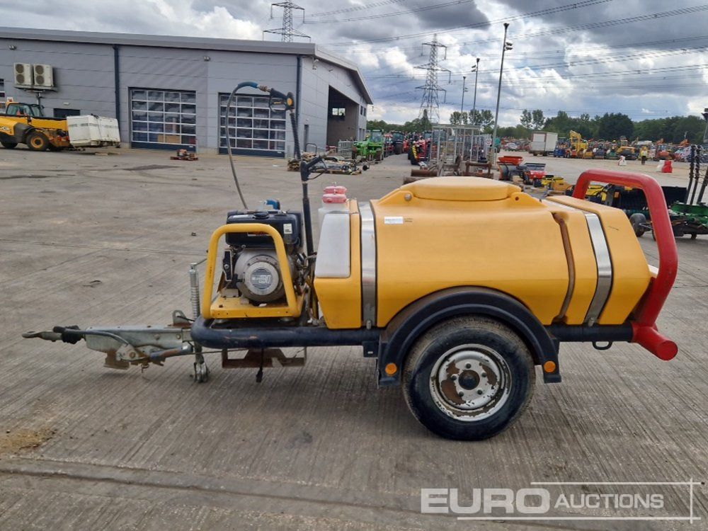 Brendon Bowsers Single Axle Plastic Water Bowser, Honda Pressure Washer - Nettoyeur haute pression: photos 2 Brendon Bowsers Single Axle Plastic Water Bowser, Honda Pressure Washer - Nettoyeur haute pression: photos 2
