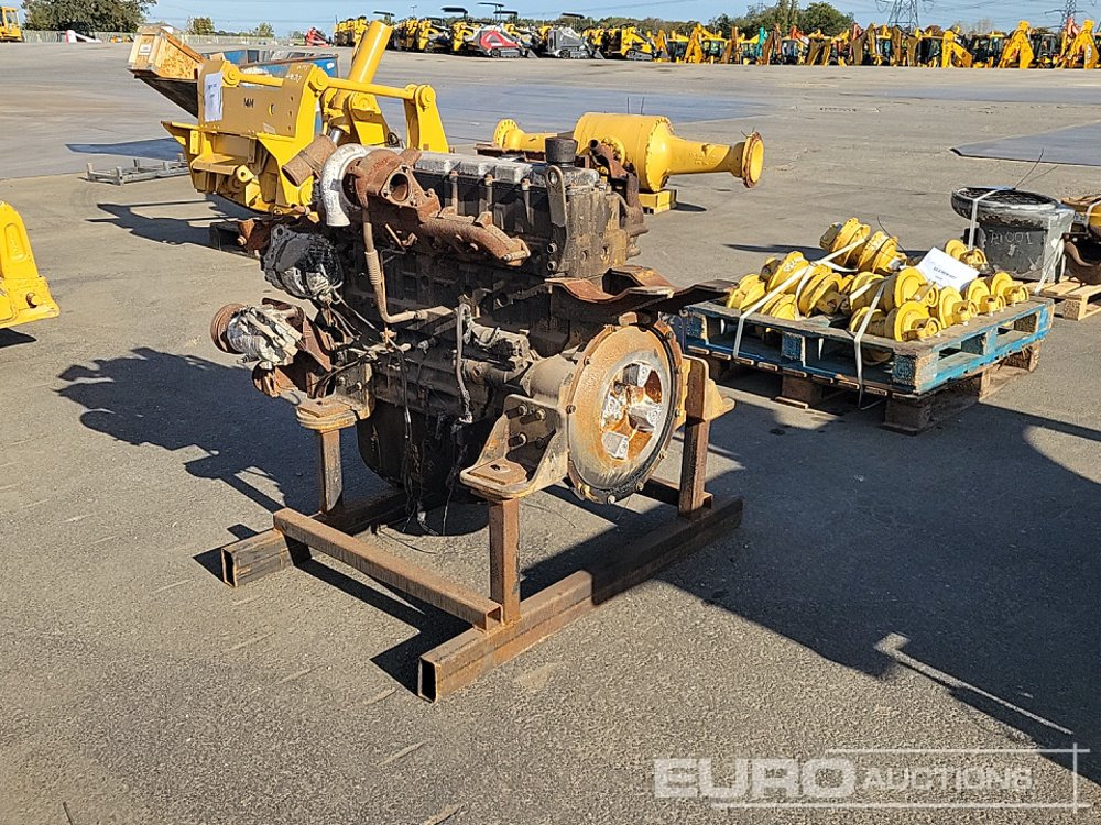 CAT 6 Cylinder Engine (Fire Damaged) - Moteur: photos 3 CAT 6 Cylinder Engine (Fire Damaged) - Moteur: photos 3