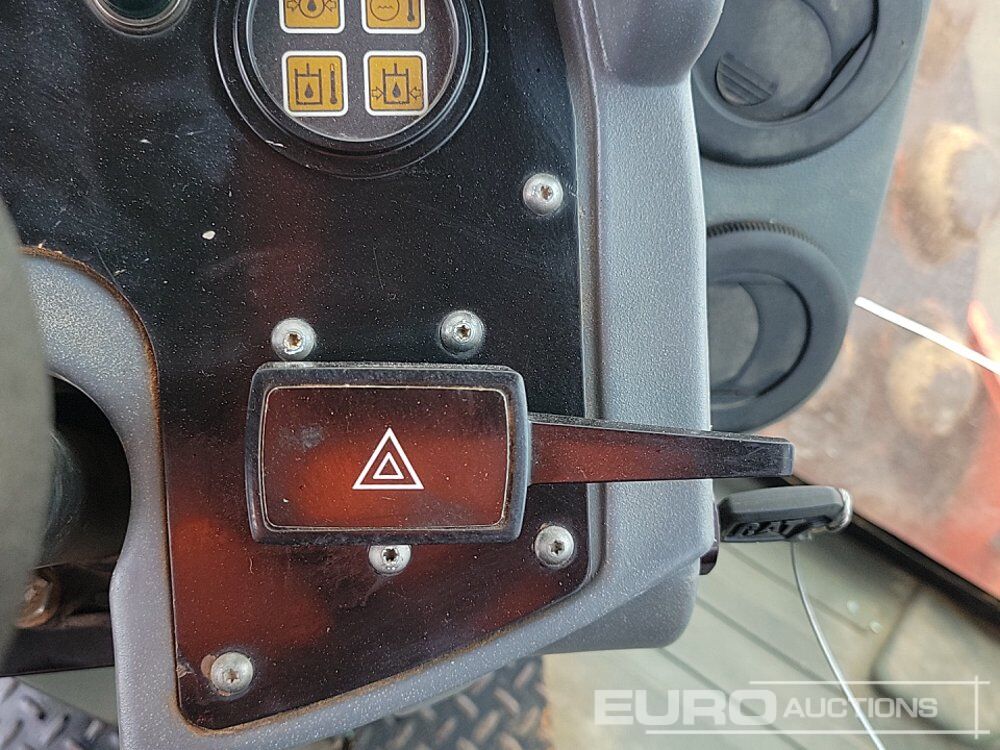 Compacteur CAT CP533E: photos 30 Compacteur CAT CP533E: photos 30