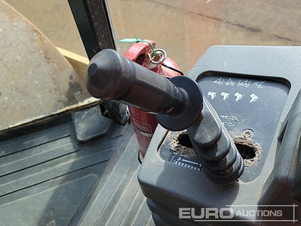 Compacteur CAT CS563E: photos 28