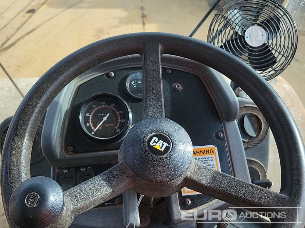 Compacteur CAT CS563E: photos 27