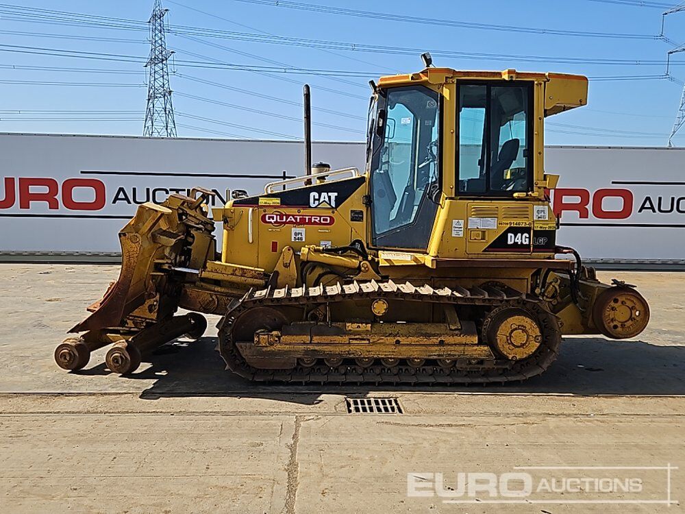 CAT D4G - Bulldozer: photos 2 CAT D4G - Bulldozer: photos 2