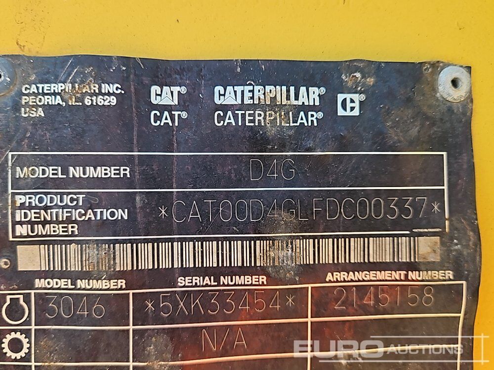 Bulldozer CAT D4G: photos 46 Bulldozer CAT D4G: photos 46