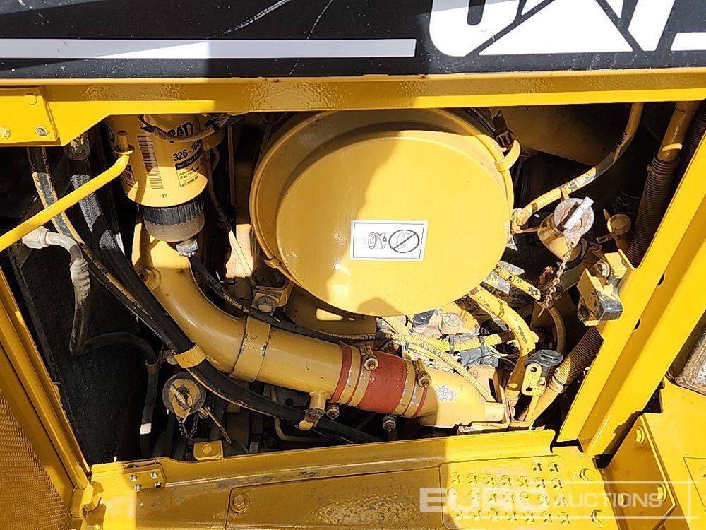 CAT D6R - Bulldozer: photos 5 CAT D6R - Bulldozer: photos 5