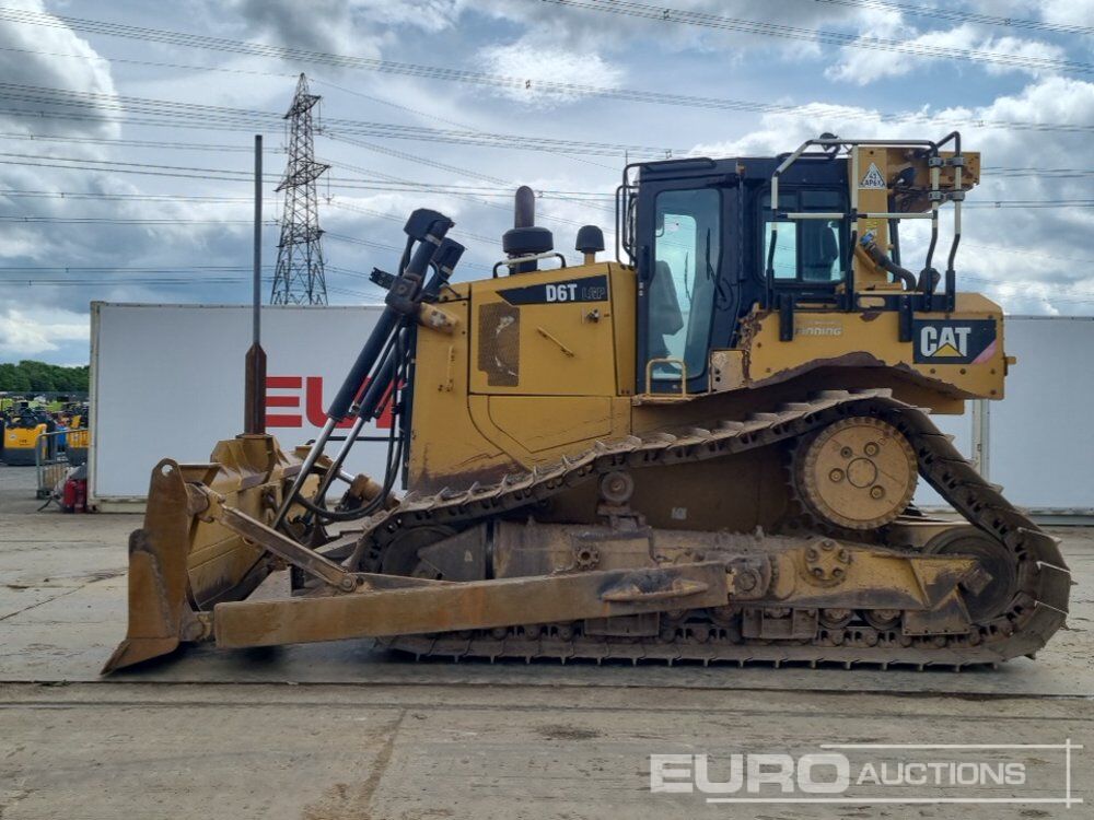 CAT D6T LGP - Bulldozer: photos 2 CAT D6T LGP - Bulldozer: photos 2