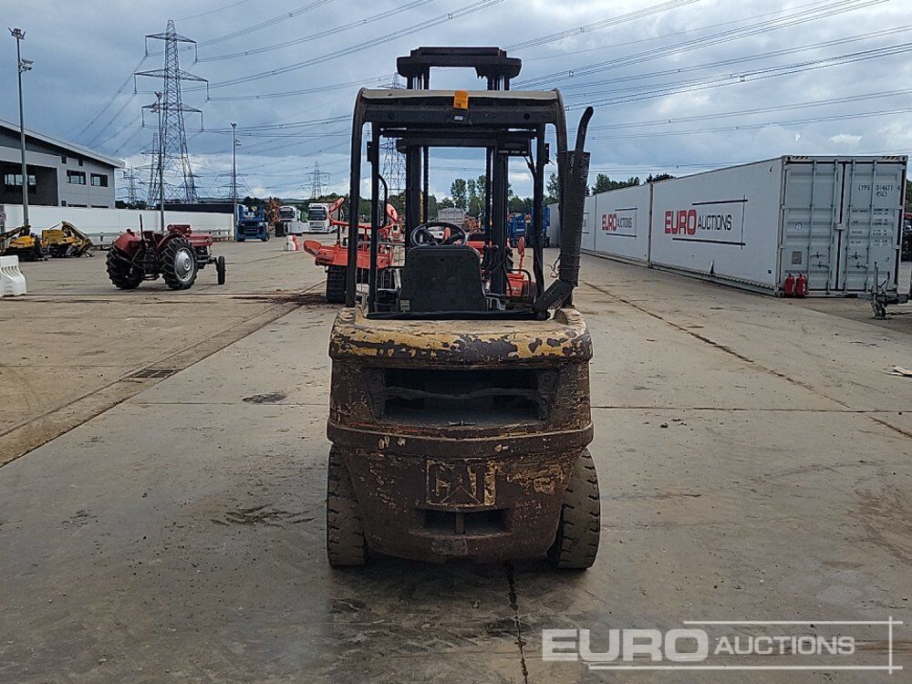 CAT DP30N - Chariot élévateur: photos 4 CAT DP30N - Chariot élévateur: photos 4