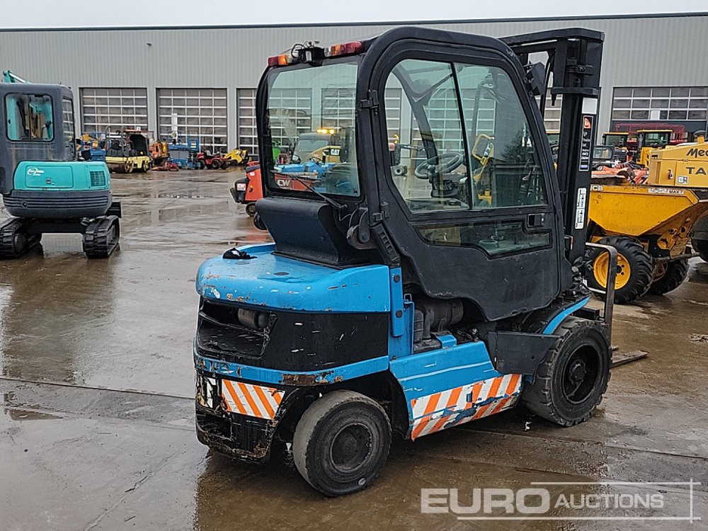 CAT DP30N - Chariot élévateur diesel: photos 5 CAT DP30N - Chariot élévateur diesel: photos 5