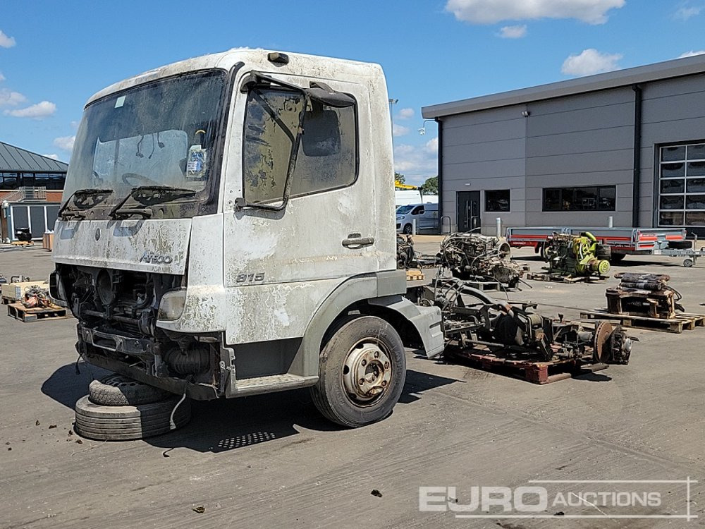 Chassis Cab Cut Off, Pallet of Spare Parts - Cabine pour Camion: photos 1 Chassis Cab Cut Off, Pallet of Spare Parts - Cabine pour Camion: photos 1
