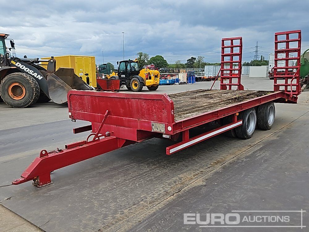 Chieftain Twin Axle Flatbed Trailer, Ramps - Semi-remorque plateau: photos 1 Chieftain Twin Axle Flatbed Trailer, Ramps - Semi-remorque plateau: photos 1