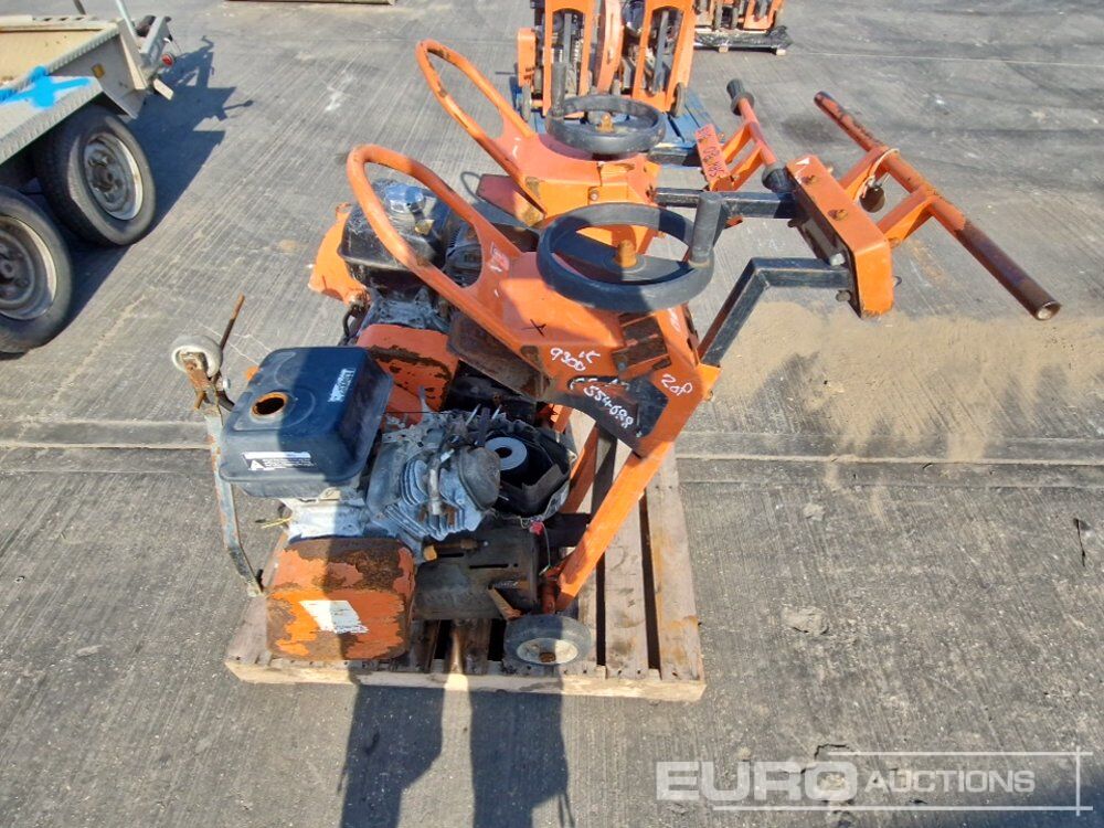 Clipper C451 - Travaux routiers: photos 2 Clipper C451 - Travaux routiers: photos 2