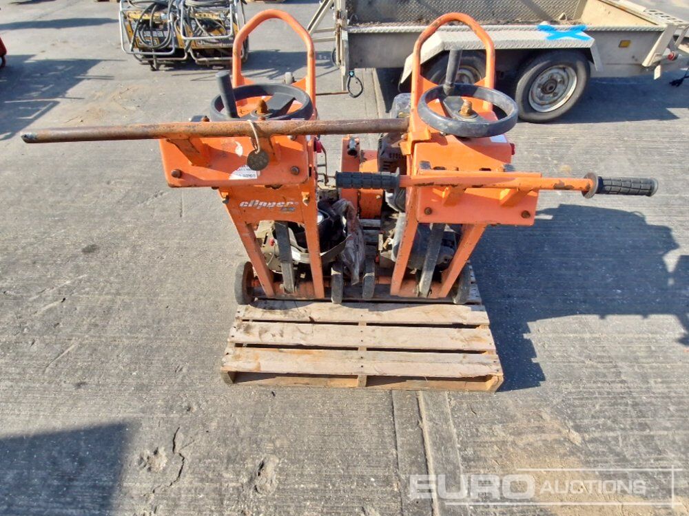 Clipper C451 - Travaux routiers: photos 4 Clipper C451 - Travaux routiers: photos 4