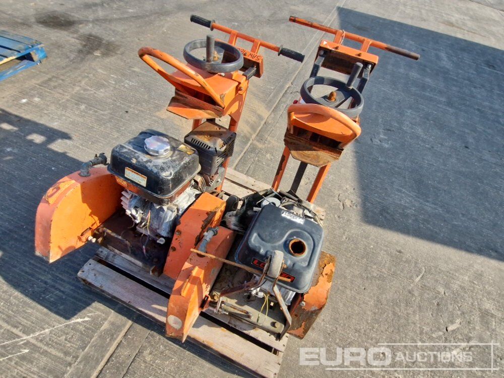 Clipper C451 - Travaux routiers: photos 1 Clipper C451 - Travaux routiers: photos 1
