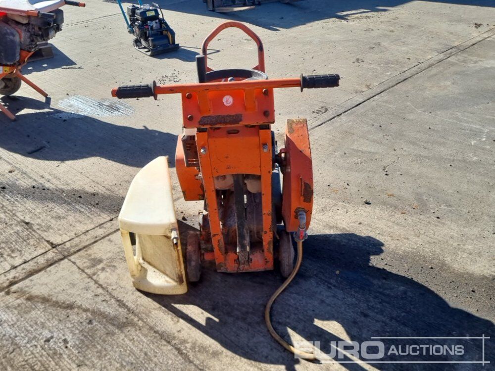 Clipper CS 451 - Travaux routiers: photos 4 Clipper CS 451 - Travaux routiers: photos 4