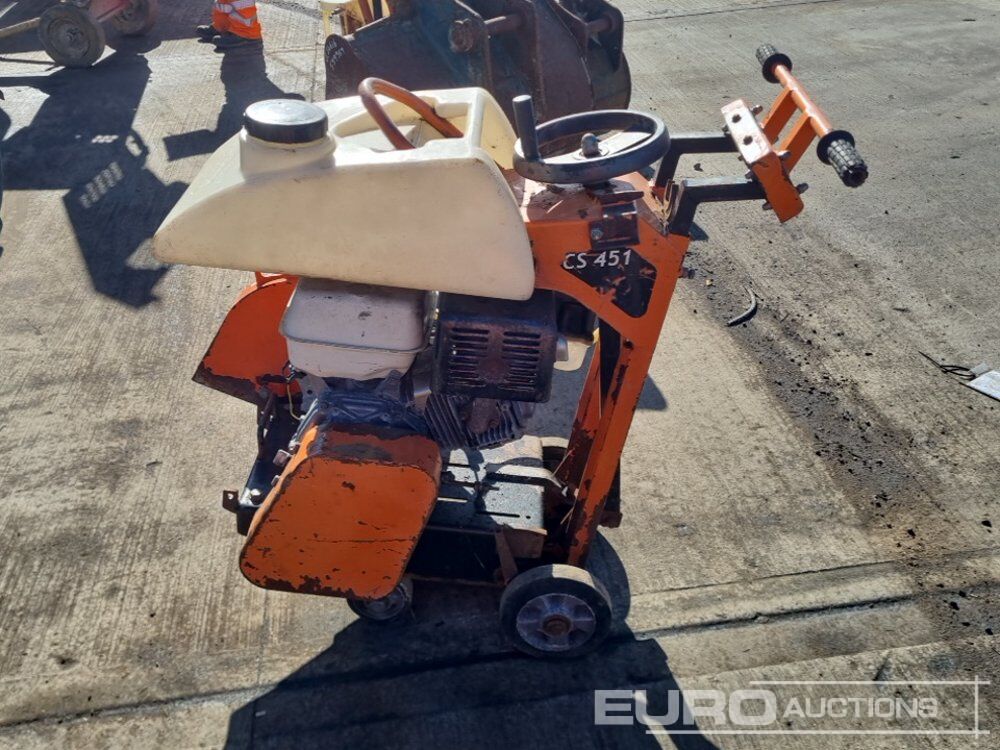 Clipper CS451 - Travaux routiers: photos 2 Clipper CS451 - Travaux routiers: photos 2