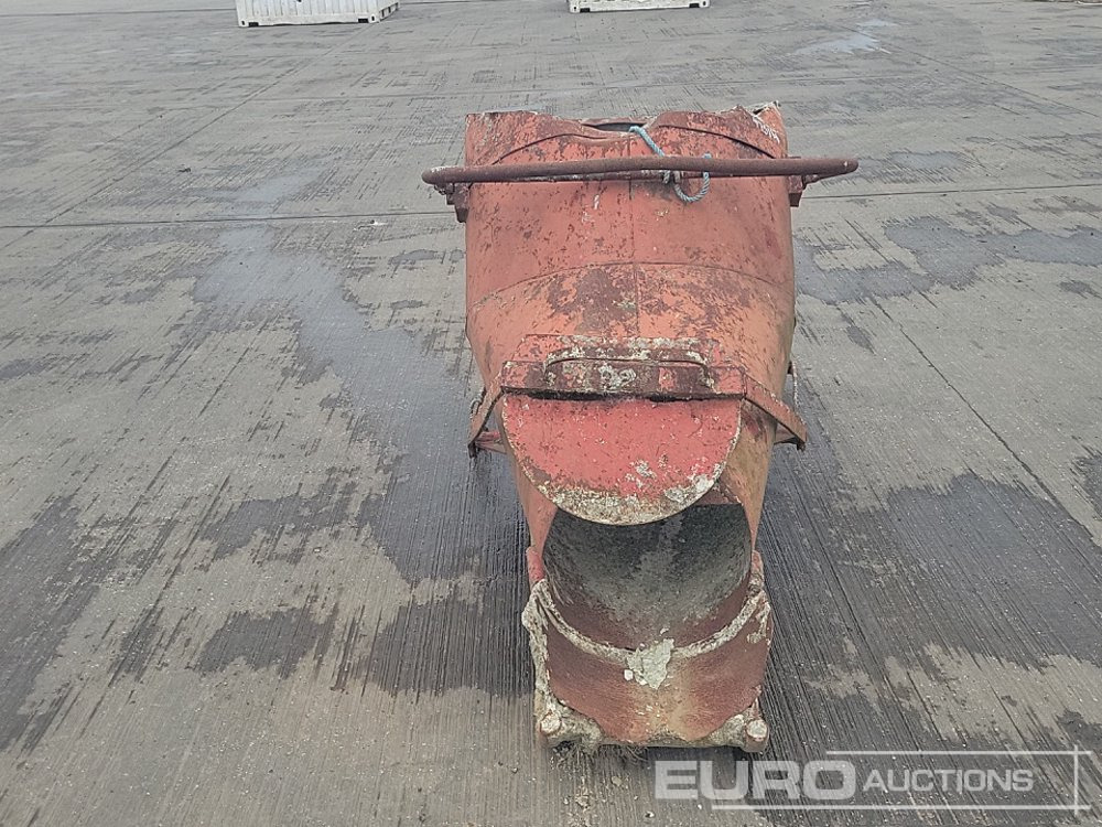 Concrete Skip to suit Crane - Benne basculante: photos 4 Concrete Skip to suit Crane - Benne basculante: photos 4