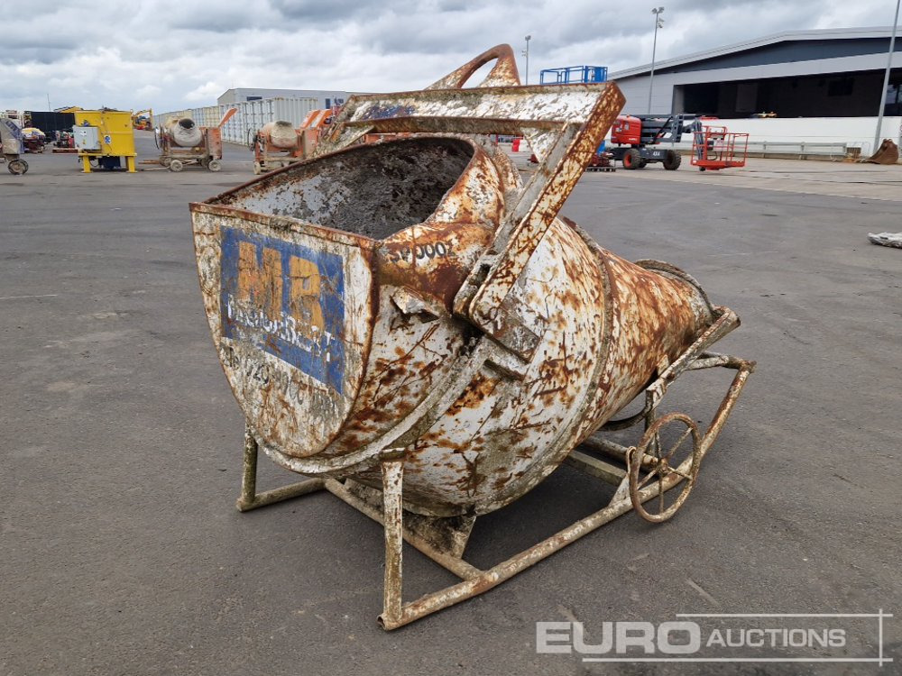 Concrete Skip to suit Crane - Benne basculante: photos 5 Concrete Skip to suit Crane - Benne basculante: photos 5