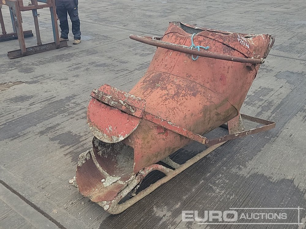 Concrete Skip to suit Crane - Benne basculante: photos 5 Concrete Skip to suit Crane - Benne basculante: photos 5