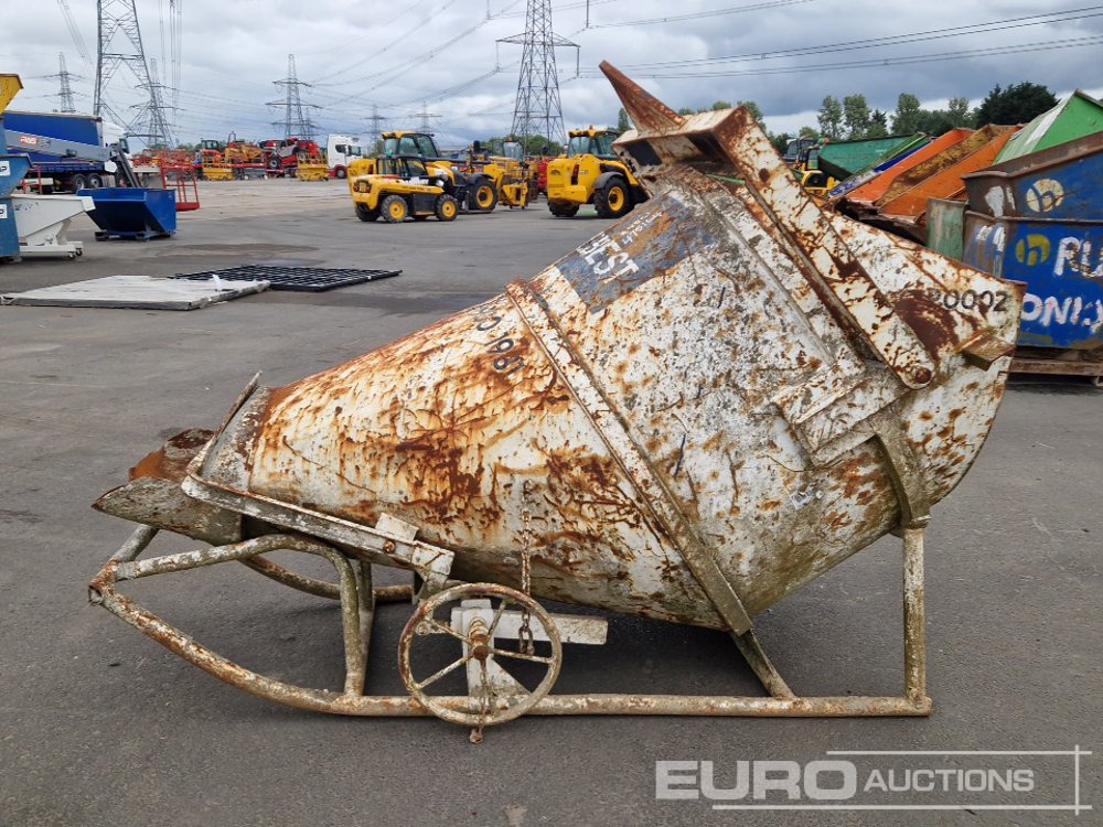 Concrete Skip to suit Crane - Benne basculante: photos 2 Concrete Skip to suit Crane - Benne basculante: photos 2