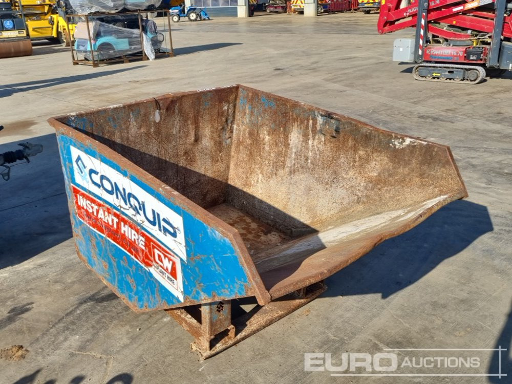 Conquip Skip to suit Forklift - Benne basculante: photos 1 Conquip Skip to suit Forklift - Benne basculante: photos 1