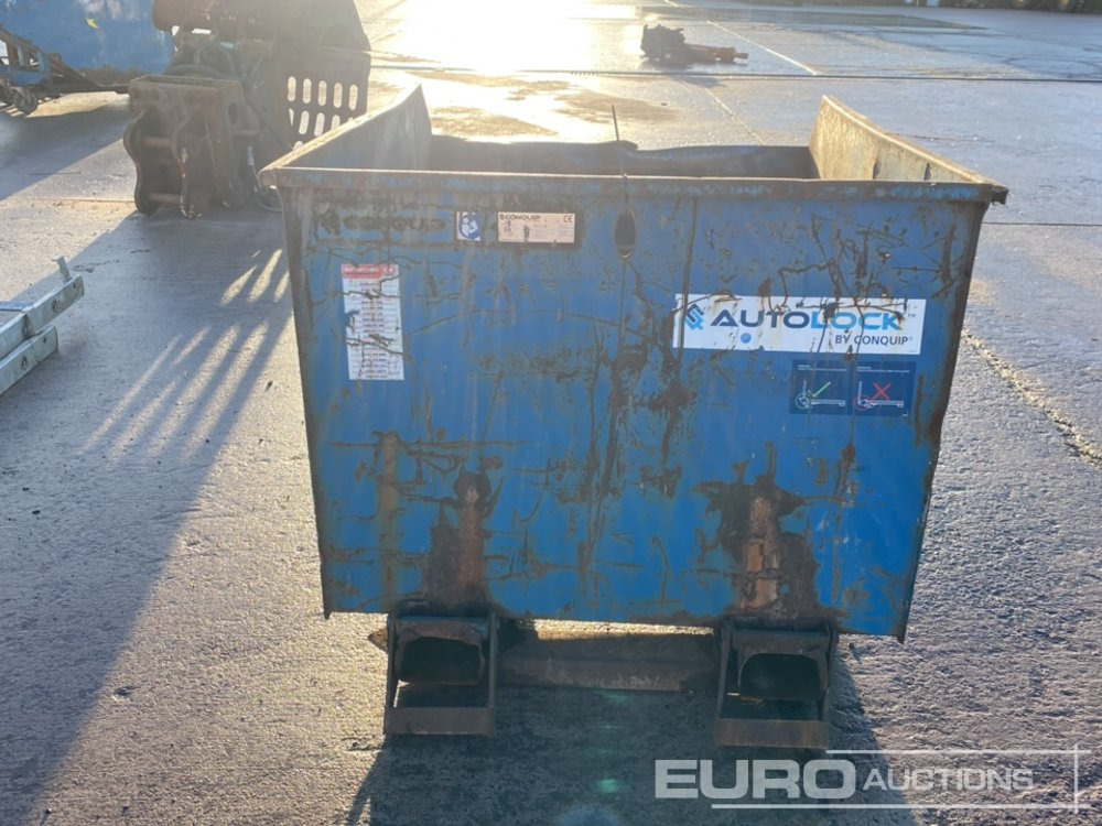 Conquip Tipping Skip to suit Forklift - Benne basculante: photos 3 Conquip Tipping Skip to suit Forklift - Benne basculante: photos 3