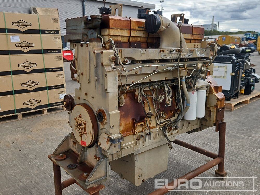 Cummins 6 Cylinder Engine Block - Moteur: photos 1 Cummins 6 Cylinder Engine Block - Moteur: photos 1