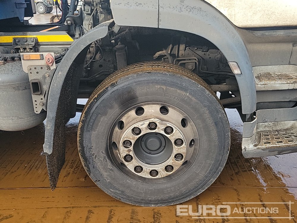 Camion citerne DAF CF410: photos 9 Camion citerne DAF CF410: photos 9