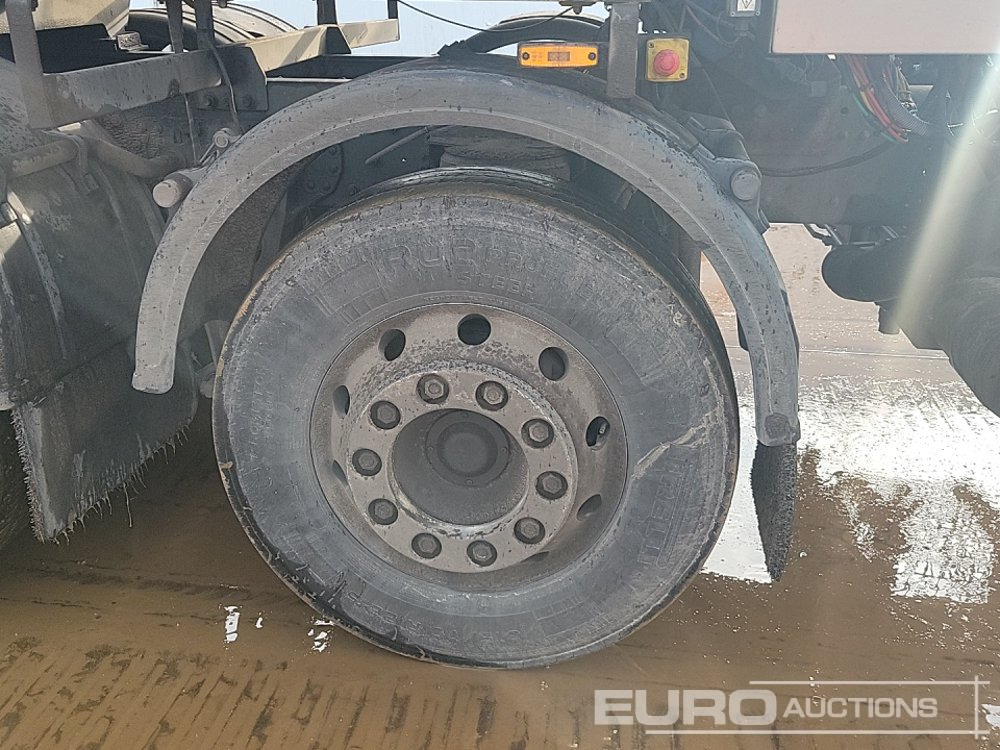 Camion citerne DAF CF410: photos 13 Camion citerne DAF CF410: photos 13