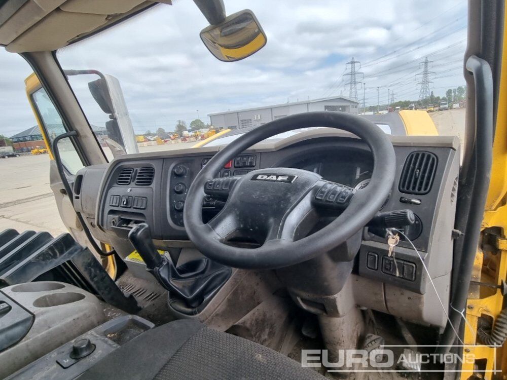 Répandeuse DAF LF180: photos 37