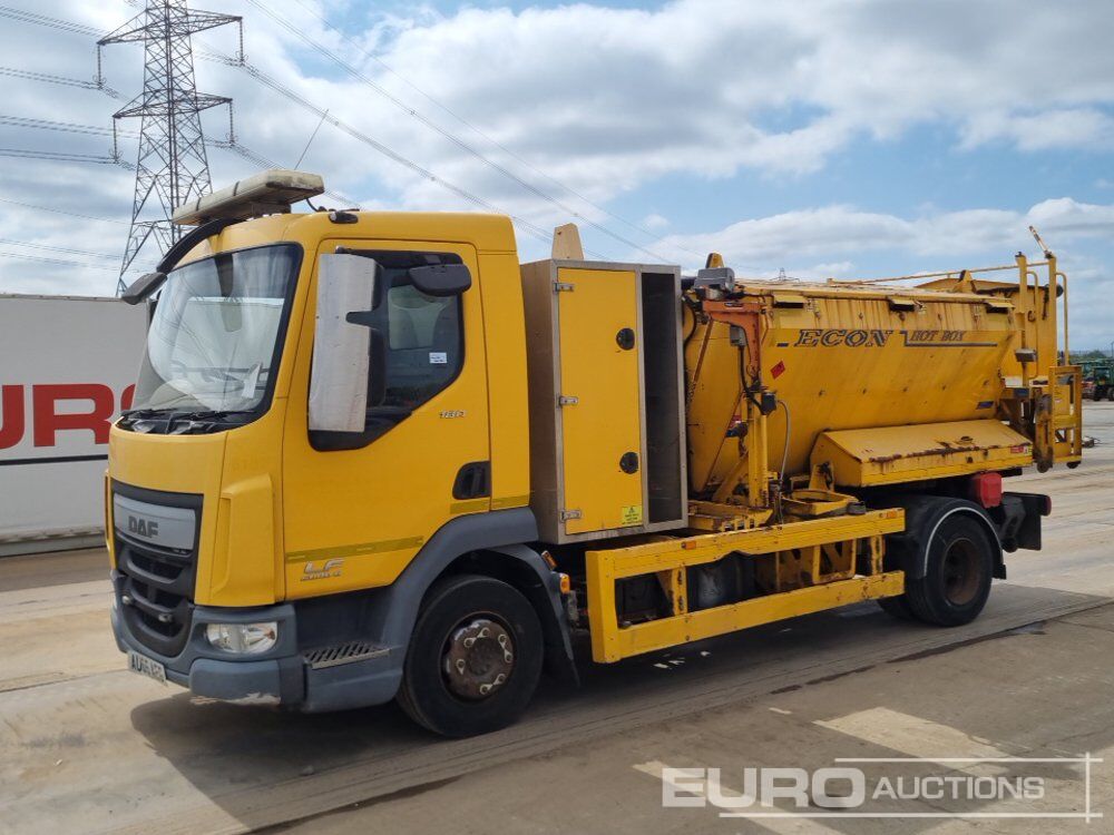 DAF LF180 - Répandeuse: photos 1 DAF LF180 - Répandeuse: photos 1