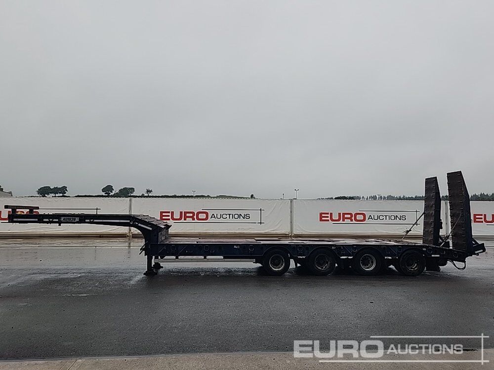 Dennison Trailers 4 Axle Step Frame Low Loader Trailer Hydraulic Ramps Outriggers - Semi-remorque surbaissé: photos 2 Dennison Trailers 4 Axle Step Frame Low Loader Trailer Hydraulic Ramps Outriggers - Semi-remorque surbaissé: photos 2