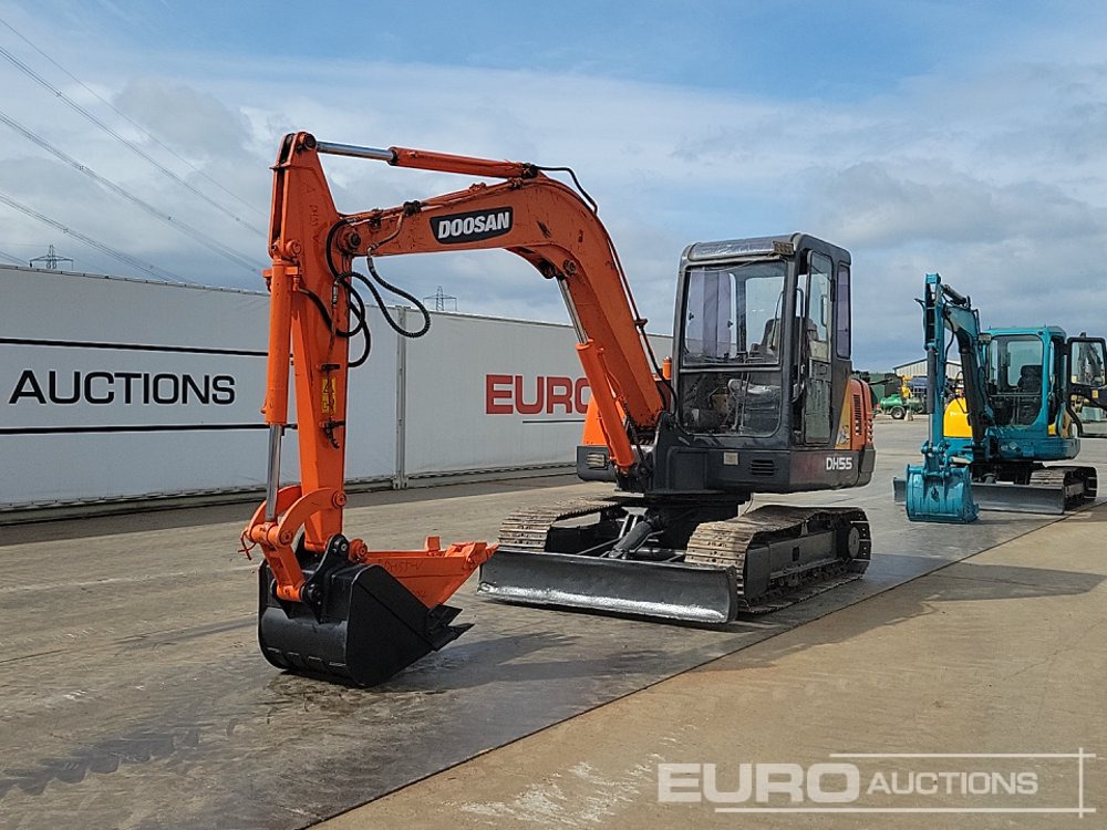 Doosan DH55-V - Mini pelle: photos 1 Doosan DH55-V - Mini pelle: photos 1