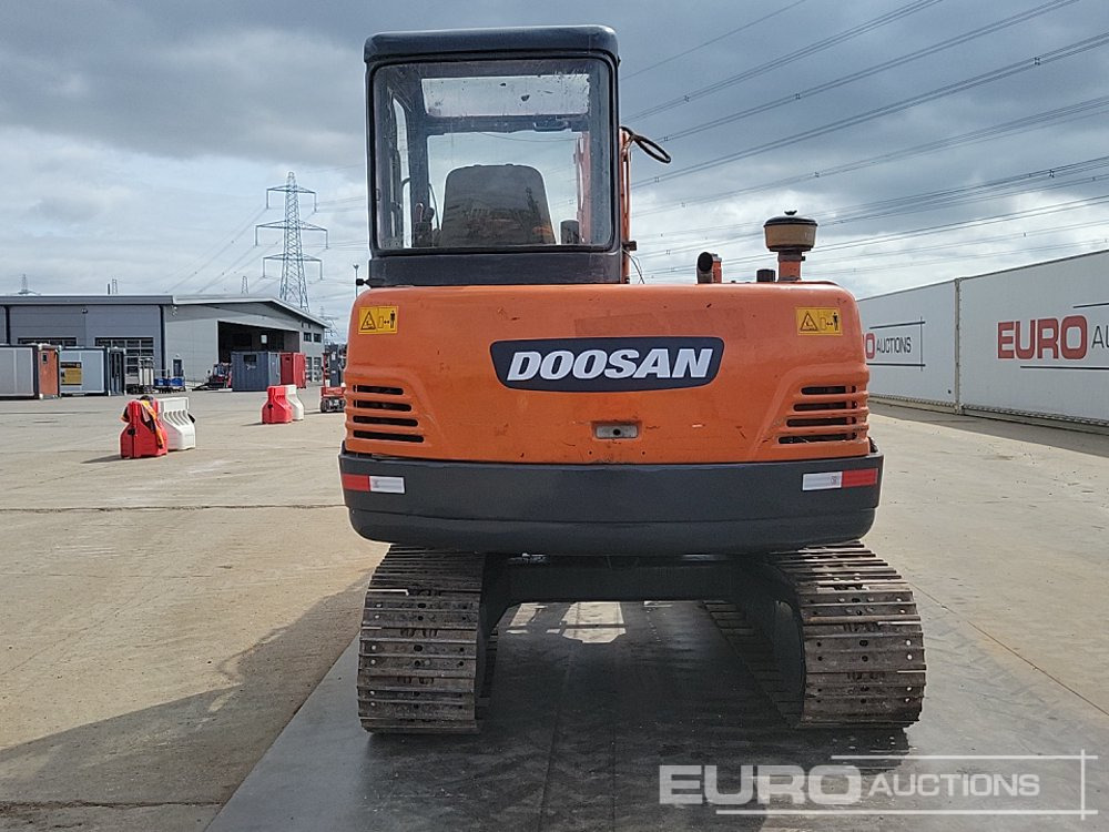 Doosan DH55-V - Mini pelle: photos 4 Doosan DH55-V - Mini pelle: photos 4