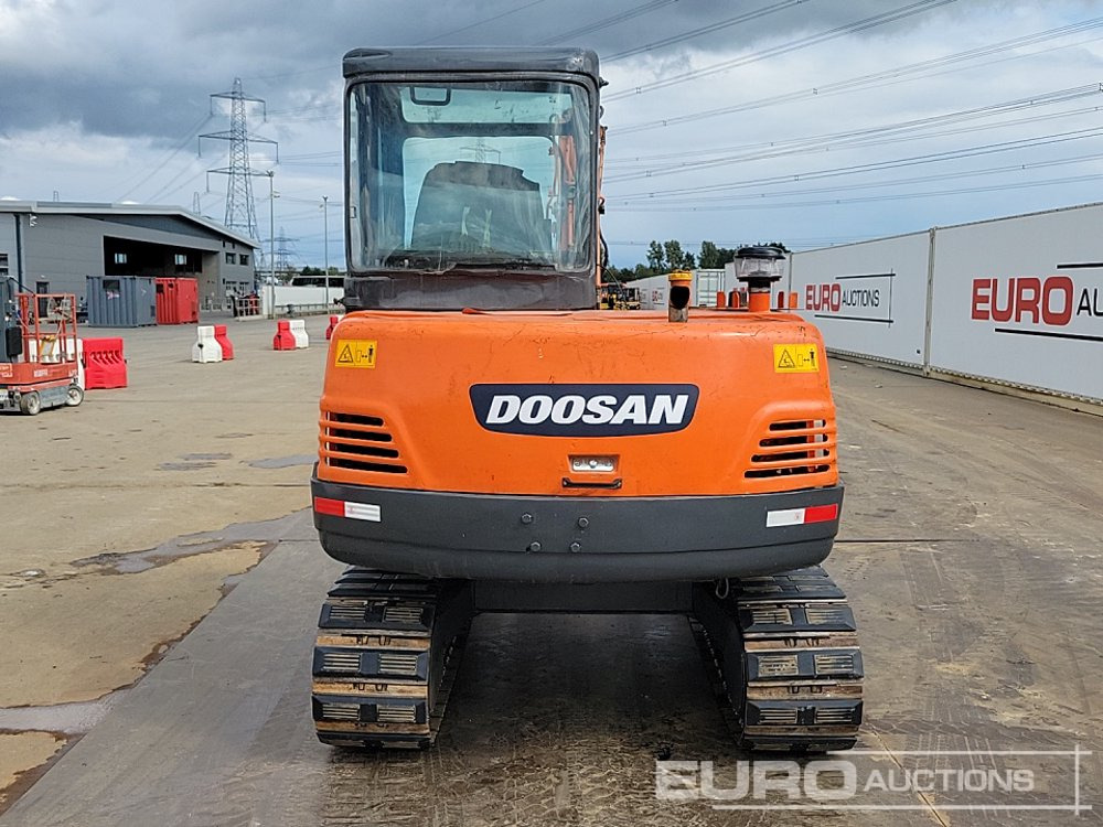Doosan DH55-V - Mini pelle: photos 4 Doosan DH55-V - Mini pelle: photos 4