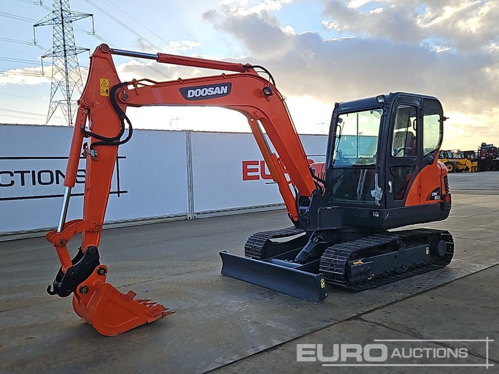 Doosan DX60 - Mini pelle: photos 1 Doosan DX60 - Mini pelle: photos 1
