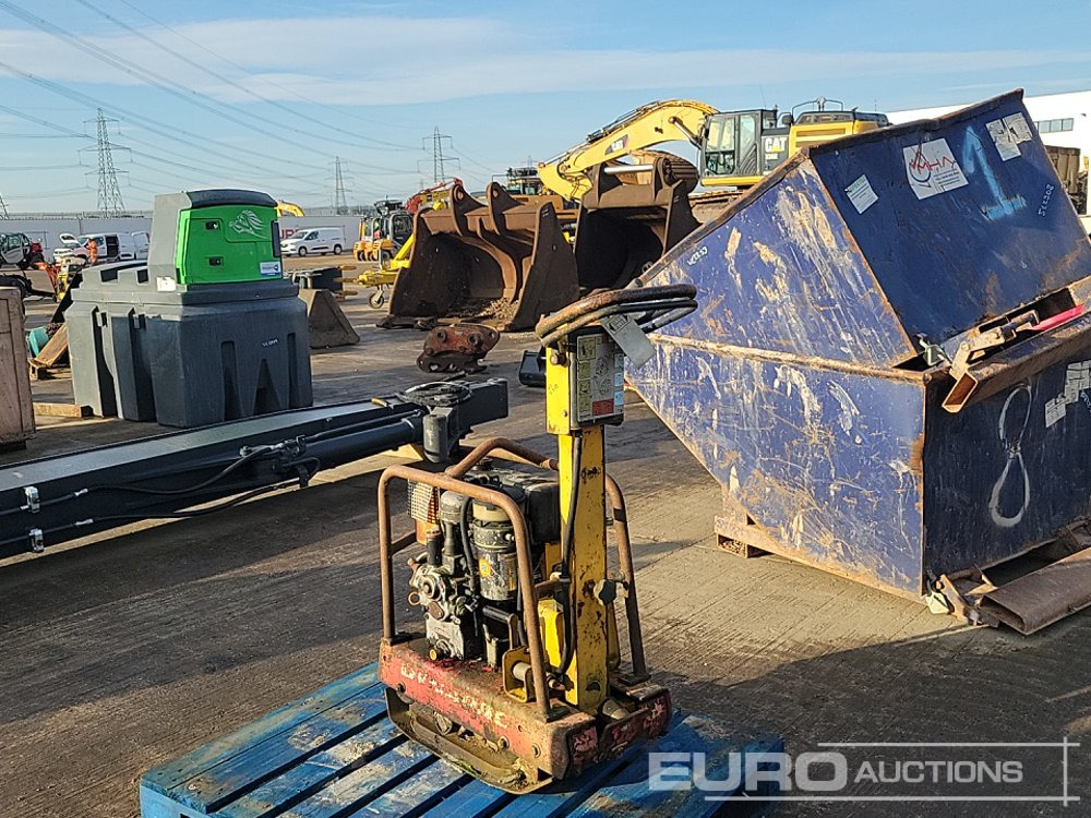 Dynapac Diesel Compaction Plate - Travaux routiers: photos 5 Dynapac Diesel Compaction Plate - Travaux routiers: photos 5