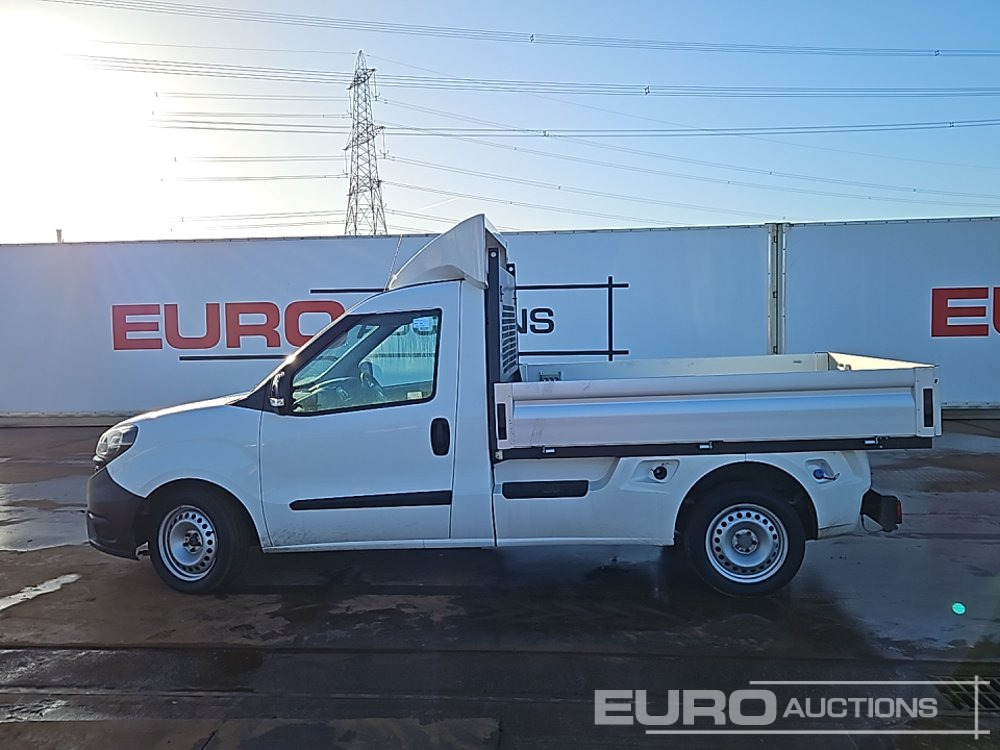 Fiat Doblo - Fourgon plateau: photos 2 Fiat Doblo - Fourgon plateau: photos 2