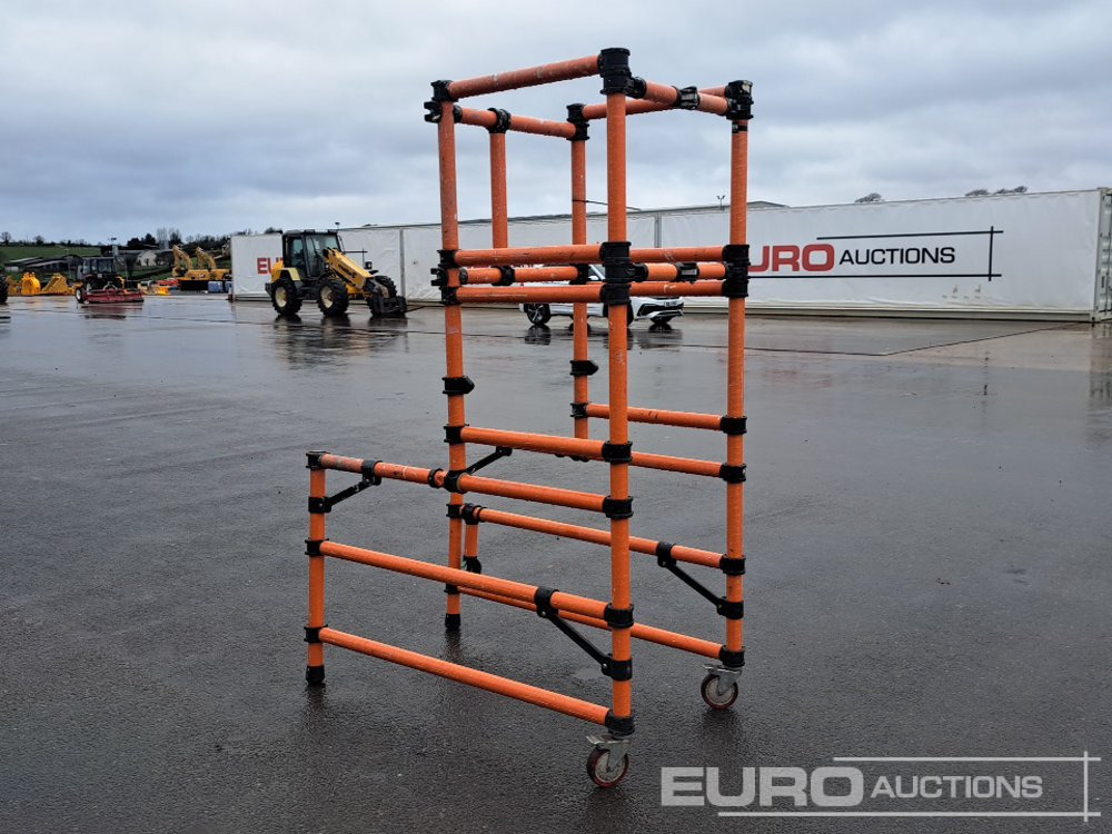 Fibreglass Podium Scaffolding Tower - Matériel de chantier: photos 2 Fibreglass Podium Scaffolding Tower - Matériel de chantier: photos 2