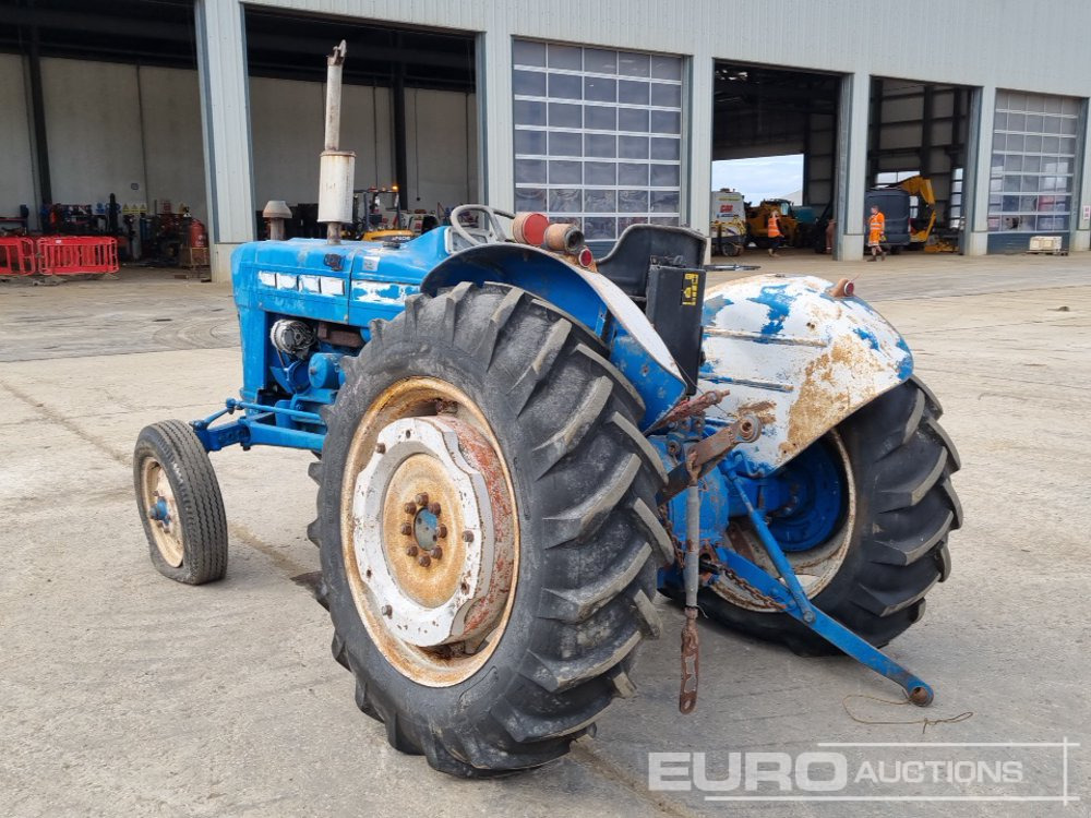 Ford 2000 - Tracteur agricole: photos 3 Ford 2000 - Tracteur agricole: photos 3
