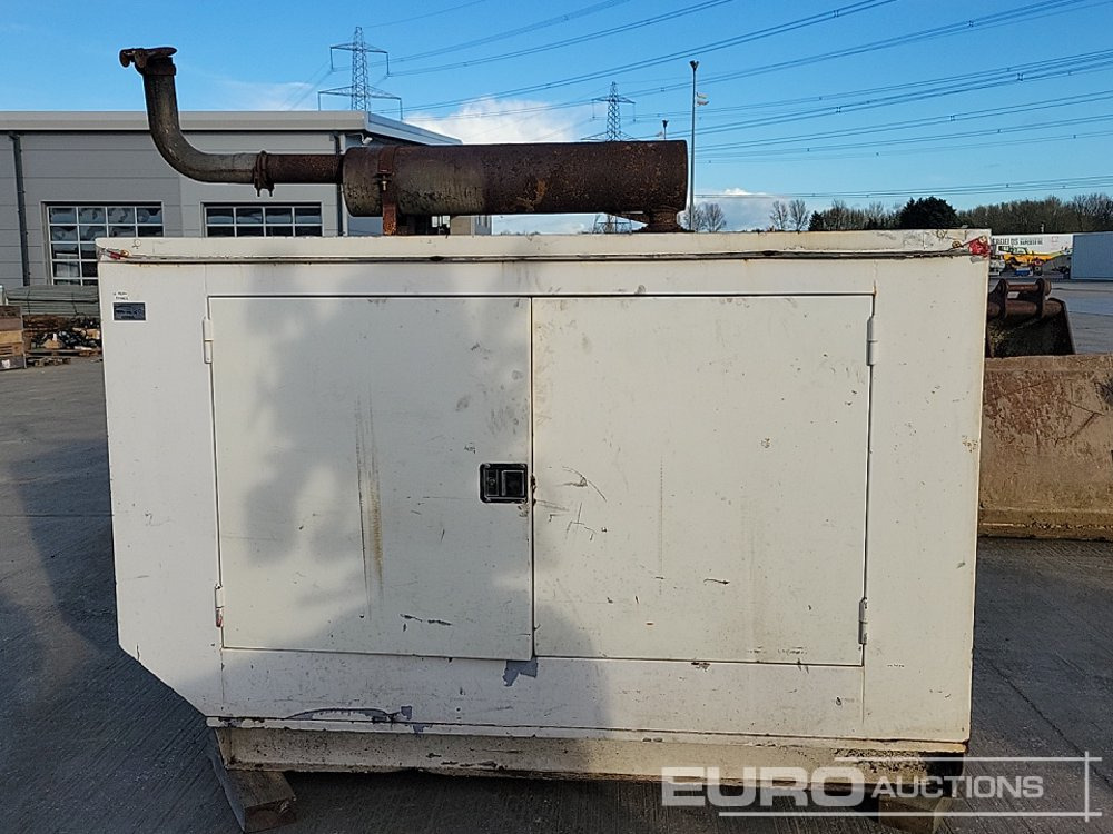 Generator, 4 Cylinder Engine - Groupe électrogène: photos 4 Generator, 4 Cylinder Engine - Groupe électrogène: photos 4