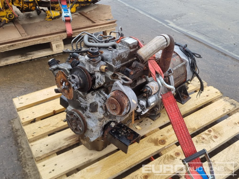 Generator, Yanmar Engine (Spares) - Groupe électrogène: photos 1 Generator, Yanmar Engine (Spares) - Groupe électrogène: photos 1