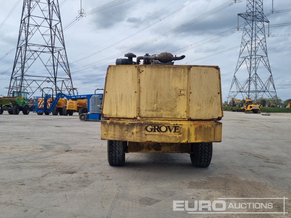 Grove Diesel Telescopic BoomLift - Nacelle: photos 4 Grove Diesel Telescopic BoomLift - Nacelle: photos 4