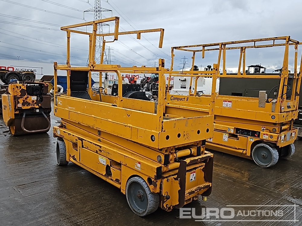 Haulotte Compact 8 - Nacelle: photos 3 Haulotte Compact 8 - Nacelle: photos 3