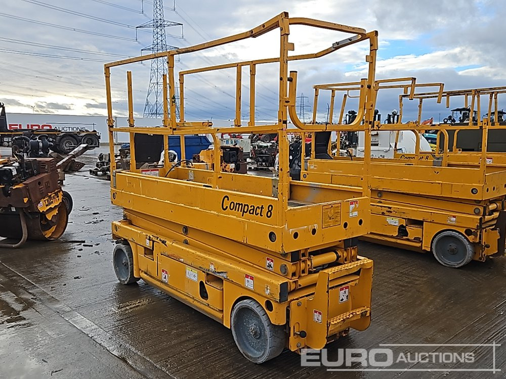 Haulotte Compact 8 - Nacelle: photos 3 Haulotte Compact 8 - Nacelle: photos 3