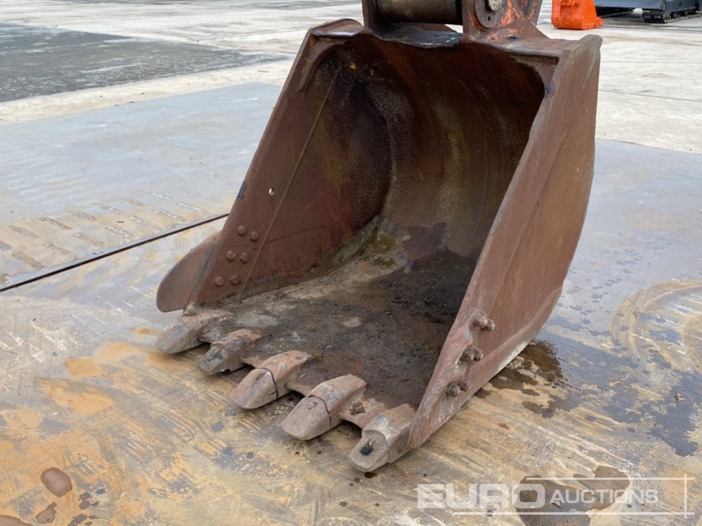 Pelle sur chenille Hitachi EX200: photos 19