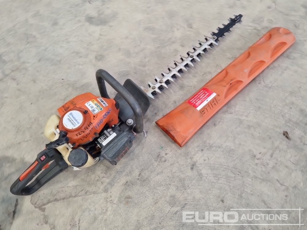 Husqvarna 226HD60S Petrol Hedge Trimmer - Matériel de chantier: photos 5 Husqvarna 226HD60S Petrol Hedge Trimmer - Matériel de chantier: photos 5