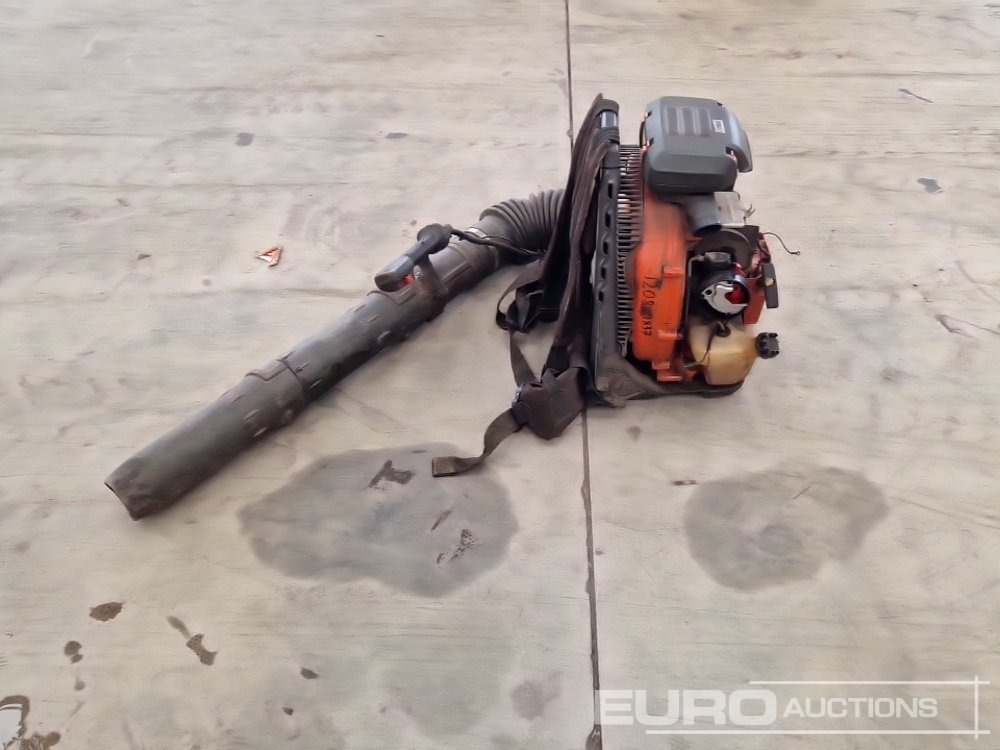 Husqvarna 870BTS Petrol Back Pack Blower (Spares) - Matériel de chantier: photos 2 Husqvarna 870BTS Petrol Back Pack Blower (Spares) - Matériel de chantier: photos 2
