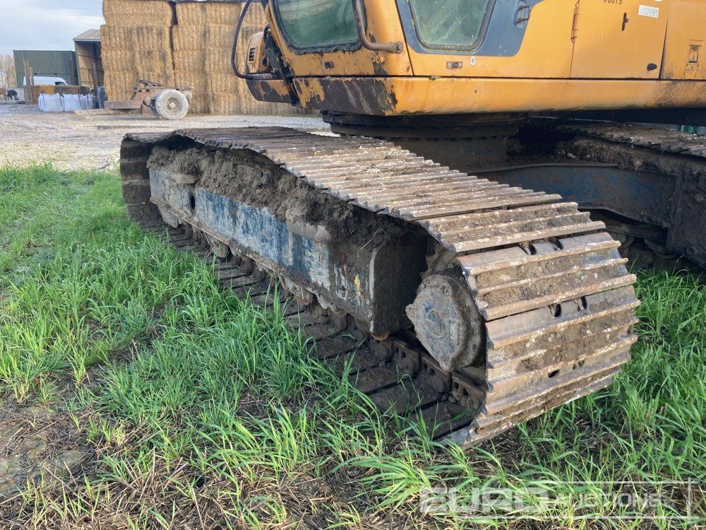 Hyundai R180LC-3 - Pelle sur chenille: photos 5 Hyundai R180LC-3 - Pelle sur chenille: photos 5