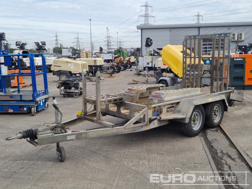 Indespension 2.7 Ton - Remorque porte engin: photos 1 Indespension 2.7 Ton - Remorque porte engin: photos 1