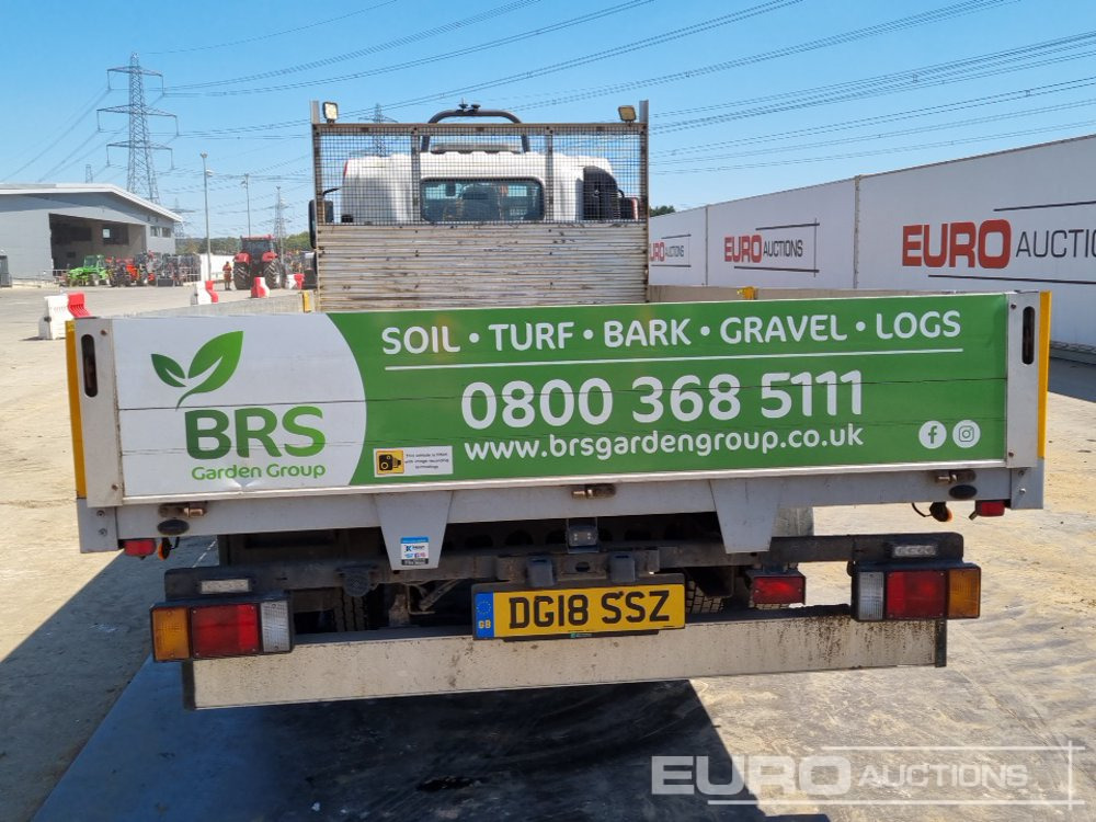 Isuzu N75.190 - Camion plateau: photos 4 Isuzu N75.190 - Camion plateau: photos 4