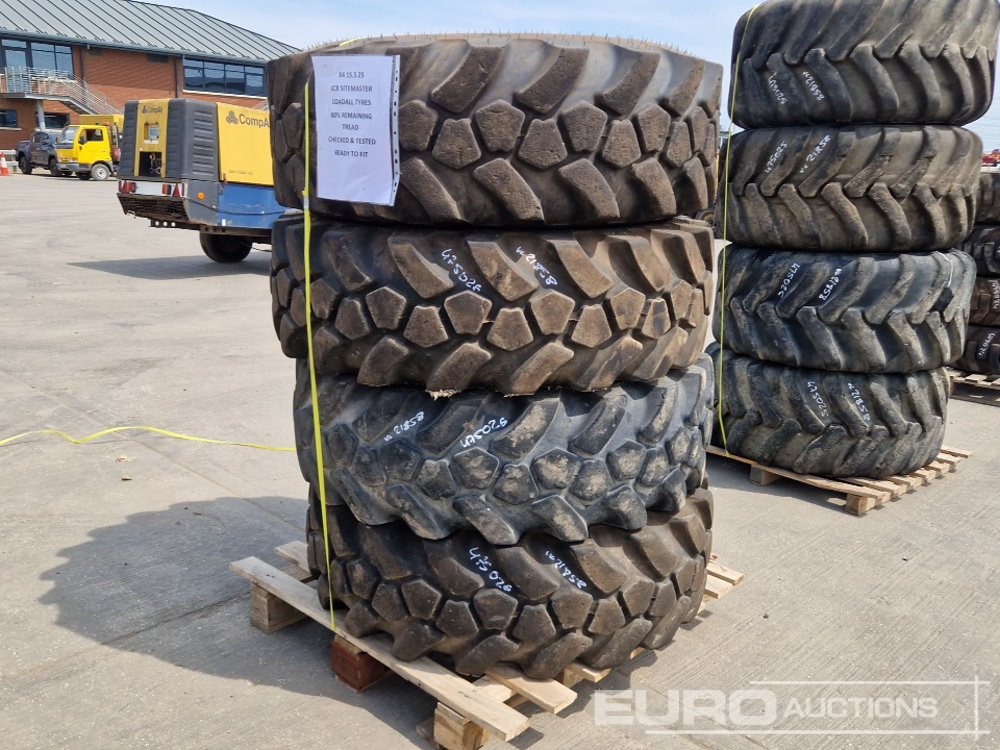 JCB 15.5-25 L-2 Tyre (4 of) - Pneu: photos 2 JCB 15.5-25 L-2 Tyre (4 of) - Pneu: photos 2